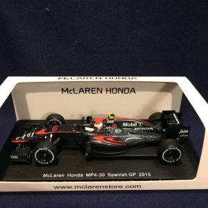 画像: セカンドハンド品●McLAREN別注●SPARK 1/43 McLAREN HONDA MP4-30 SPANISH GP 2015 (J.バトン）#22