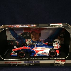 画像: セカンドハンド品●GREENLIGHT 1/43 AJ FOYT RACING 1st WIN LONG BEATH 2013 (佐藤琢磨）#14