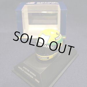 画像: 新品正規入荷品●PMA1/8スケール ヘルメット アイルトン セナ 没後30周年記念特別パッケージ WORLD CHAMPION 1988 (A.セナ)専用たばこデカール付