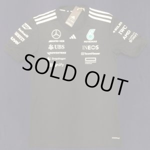 画像: メルセデス AMG ペトロナス F1 チーム ドライバー Tシャツ ブラック 2025 /アディダス （サイズ　M）