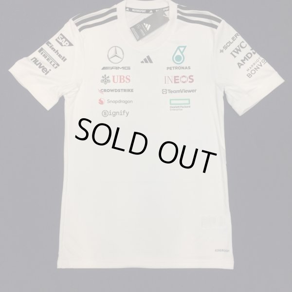 画像1: メルセデス AMG ペトロナス F1 チーム ドライバー Tシャツ ホワイト 2025 /アディダス （サイズ　XL）