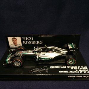 画像: セカンドハンド品●PMA1/43 MERCEDES-AMG PETRONAS W07 WINNER JAPANESE GP 2016 (N.ロズベルグ）#6