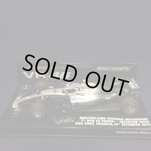 画像: セカンドハンド品●PMA1/43 MERCEDES AMG PETRONAS W08 RIDE SWAP VALENCIA 2019 (V.ロッシ）#46