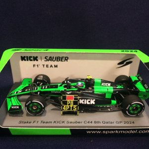画像: 新品正規入荷品●SPARK 1/43 TAKE KICK SAUBER C44 8th QATAR GP 2024  周冠宇（ジョウ・グアンユー）#24 