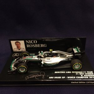 画像: セカンドハンド品●PMA1/43 MERCEDES AMG PETRONAS W07 WORLD CHAMPION 2016 ABU DHABI GP (N.ロズベルグ）#6