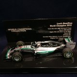 画像: セカンドハンド品●WORLD CHAMPIONパッケージ●PMA1/43 MERCEDES-AMG PETRONAS W06  (L.ハミルトン）2015 #44