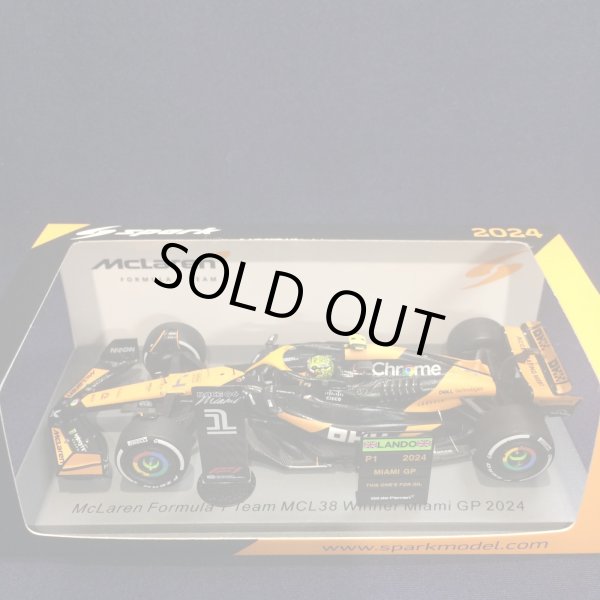 画像1: 新品正規入荷品●SPARK 1/43 McLAREN MCL38 WINNER MIAMI GP 2024 (L.ノリス）#4