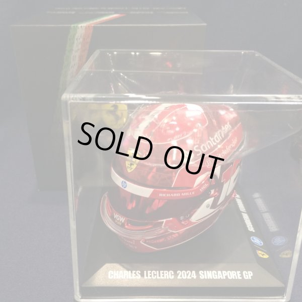 画像1: 新品正規入荷品●LOOKSMART 1/5 FERRARI F1 SINGAPORE GP 2024 (C.ルクレール）ミニヘルメット