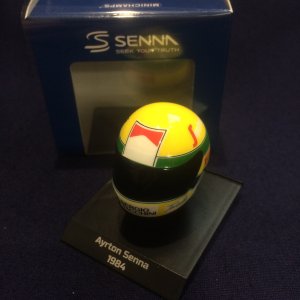 画像: 新品正規入荷品●PMA1/10 アイルトンセナ ミニチュアヘルメット 1984