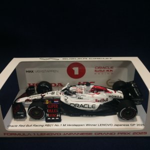 画像: 新品正規入荷品●鈴鹿サーキット別注●SPARK 1/43 ORACLE RED BULL HONDA RB21 WINNER JAPANESE GP 2025 (M.フェルスタッペン）#1