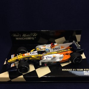 画像: セカンドハンド品●PMA1/43 RENAULT R28 (F.アロンソ)2008 #5