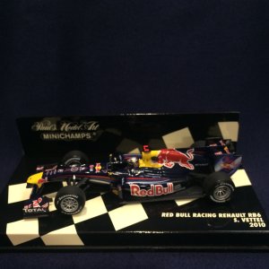 画像: セカンドハンド品●PMA1/43 RED BULL RENAULT RB6 (S.ベッテル)2010 #5