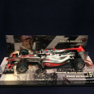 画像: セカンドハンド品●PMA1/43 VODAFONE McLAREN MERCEDES MP4-25 WINNER AUSTRALIAN GP 2010 (J.バトン)#1