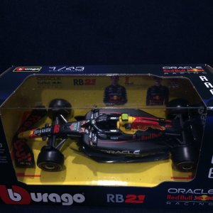画像: 新品正規入荷品●burago1/43 RED BULL RB21 (角田裕毅）#22 