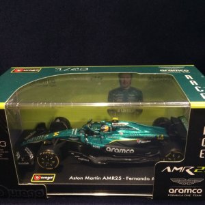 画像: 新品正規入荷品●burago1/43 ASTON MARTIN AMR 25 (F.アロンソ）#14 ※アクリルケース＆ドライバーフィギュア付