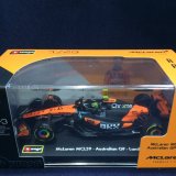 画像: 新品正規入荷品●burago1/43 McLAREN MCL39 （L.ノリス）#4 ※アクリルケース＆ドライバーフィギュア付