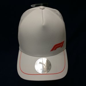 画像: PUMA Formula1 エッセンシャル ロゴ キャップ 2026 (ホワイト）