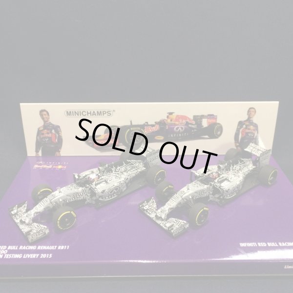 画像1: セカンドハンド品●PMA1/43 INFINITI RED BULL RENAULT RB11 PRE-SEASON TESTING LIVERY 2015 (D.リカルド＆D.クビアト）2台セット