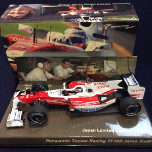 画像: セカンドハンド品●トヨタ別注●PMA1/43 PANASONIC TOYOTA TF109 (J.トゥルーリ）2009 #9