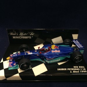 画像: セカンドハンド品●PMA1/43 RED BULL SAUBER PETRONAS C18 (J.アレジ)1999 #11