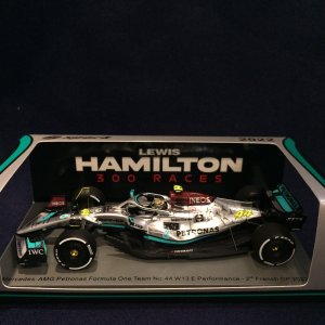 画像: セカンドハンド品●SPARK1/43 MERCEDES-AMG PETORONAS W13 2nd FRENCH GP 2022 (L.ハミルトン）#44