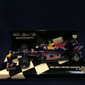 画像: セカンドハンド品●特価品●PMA1/43 RED BULL RENAULT RB5 (S.ベッテル) 2009 #15