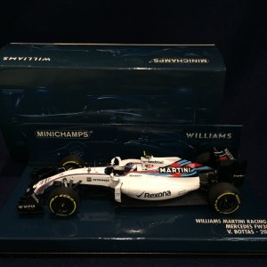 画像: セカンドハンド品●PMA 1/43 WILLIAMS MARTINI MERCEDES FW38 (V.ボッタス)2010 #77