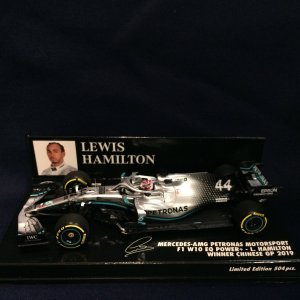 画像: セカンドハンド品●PMA 1/43 MERCEDES-AMG W10 WINNER CHINESE GP 2019 (L.ハミルトン)#44