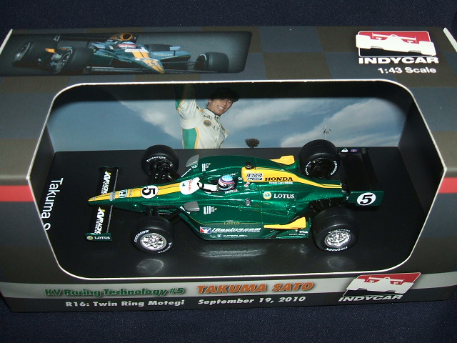 画像1: 新品正規入荷品●GREENLIGHT 1/43 KV RACING TECHNOLOGY  Rd.16 INDY JAPAN ツインリンクもてぎ 2010 (佐藤琢磨）