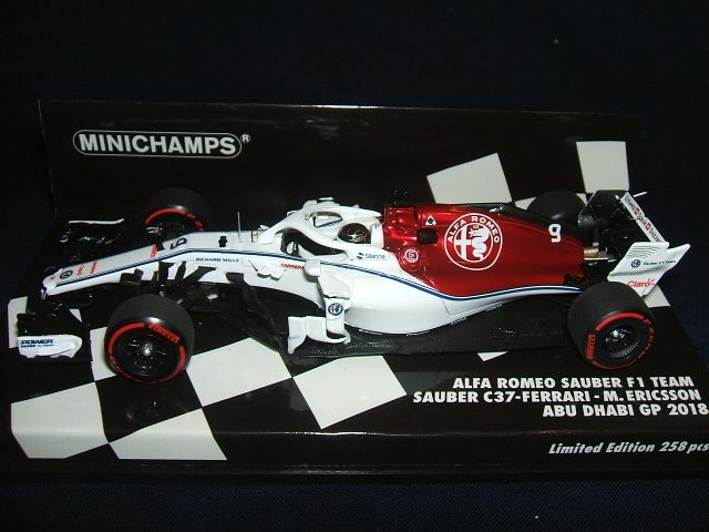 画像1: 新品正規入荷品●PMA1/43 ALFA ROMEO SAUBER C37 ABU DHABI GP 2018 (M.エリクソン） #9