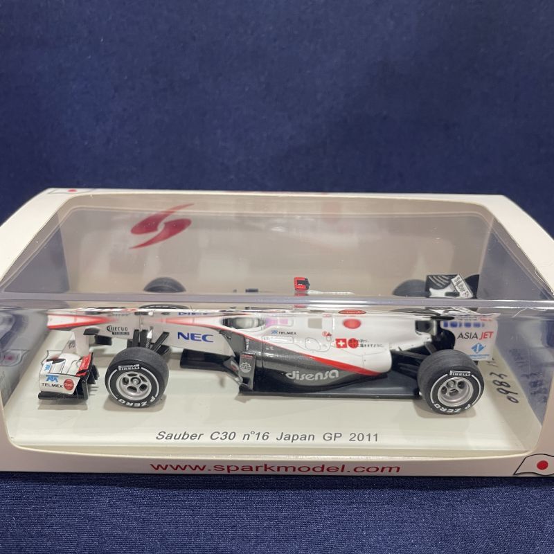 画像1: セカンドハンド品●SPARK 1/43 SAUBER C30 JAPAN GP 2011 (小林可夢偉） #23