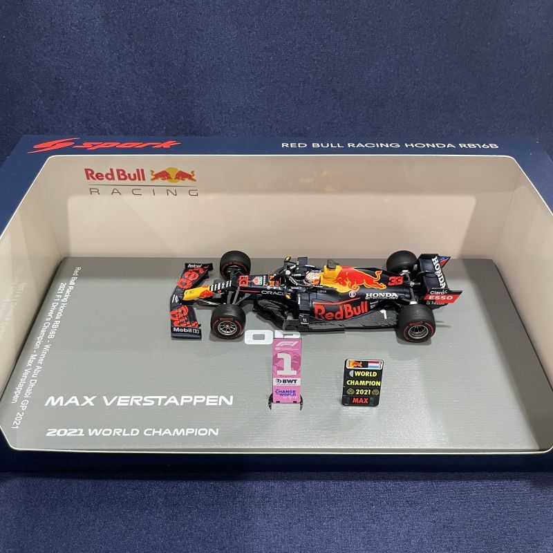 画像1: 新品正規荷品●SPARK1/43 RED BULL RB16B WINNER ABU DHABI GP 2021 WORLD CHAMPION (M.フェルスタッペン）#33