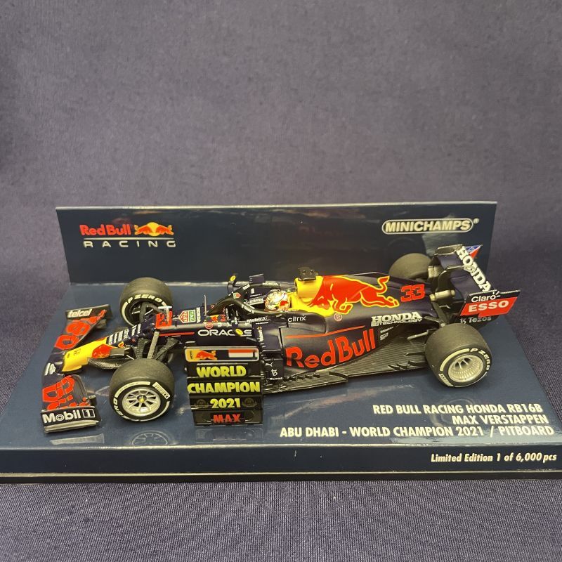 画像1: 新品正規入荷品●PMA1/43 RED BULL HONDA RB16B WORLD CHAMPION ABU DHABI GP 2021 (M.フェルスタッペン） #33