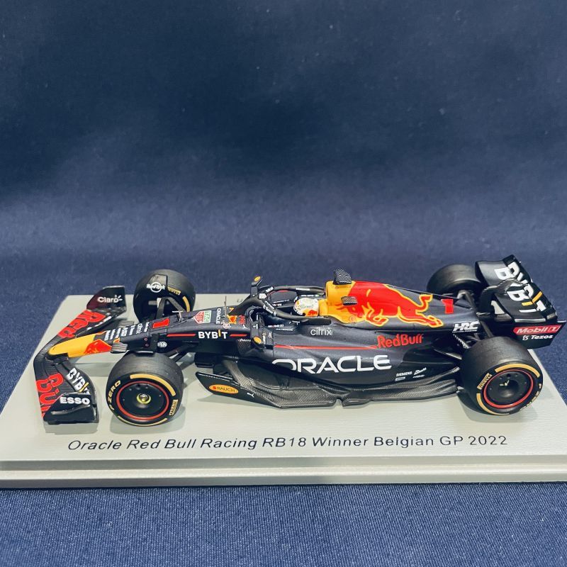 画像1: 新品正規荷品●SPARK1/43 RED BULL RB18 WINNER BELGIAN GP 2022 (M.フェルスタッペン）