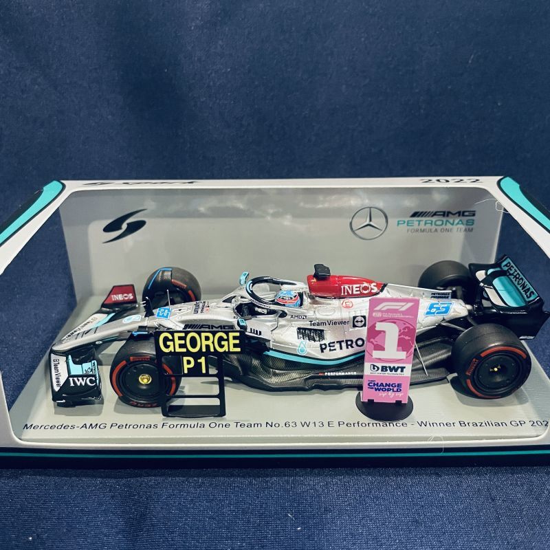 画像1: 新品正規荷品●SPARK1/43 MERCEDES W13 WINNER BRAZILIAN GP 2022 (G.ラッセル）#63