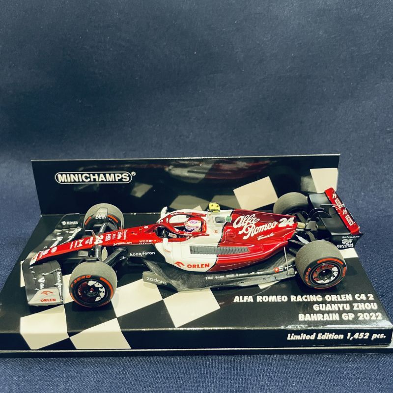 画像1: 新品正規入荷品●PMA1/43 ALFA ROMEO C42 BAHRAIN GP 2022 周冠宇（ジョウ・グアンユー）#24 