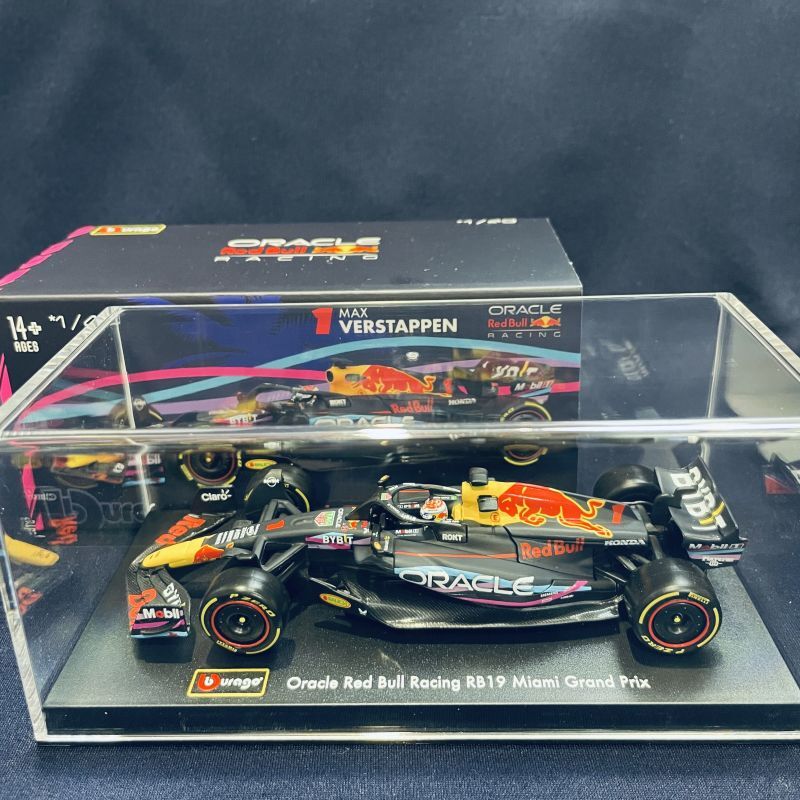 画像1: 新品正規入荷品●burago1/43 RED BULL RB19 MIAMI GP2023(M.フェルスタッペン）#1※アクリルケース＆ドライバーフィギュア付