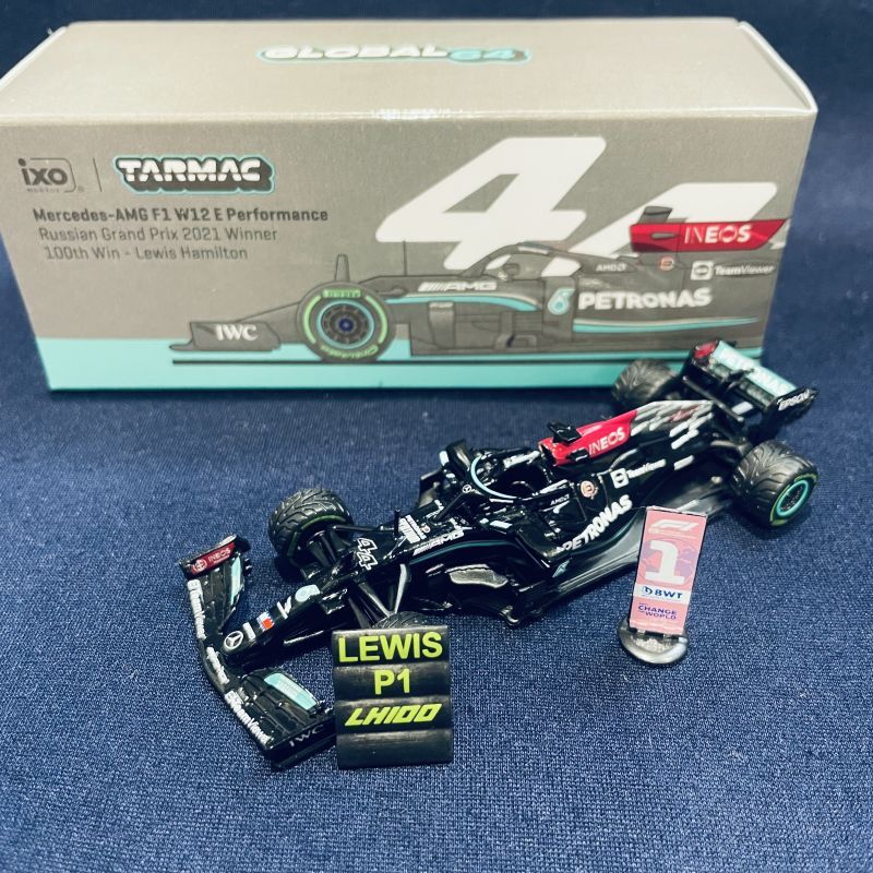 画像1: 新品正規入荷品●TARMAC WORKS 1/64 MERCEDES AMG W12 WINNER RUSSIAN GP 2021 (L.ハミルトン）#44