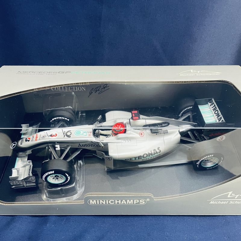 画像1: セカンドハンド品●PMA1/18 MERCEDES　MGP W01 （M.シューマッハ）2010 #3