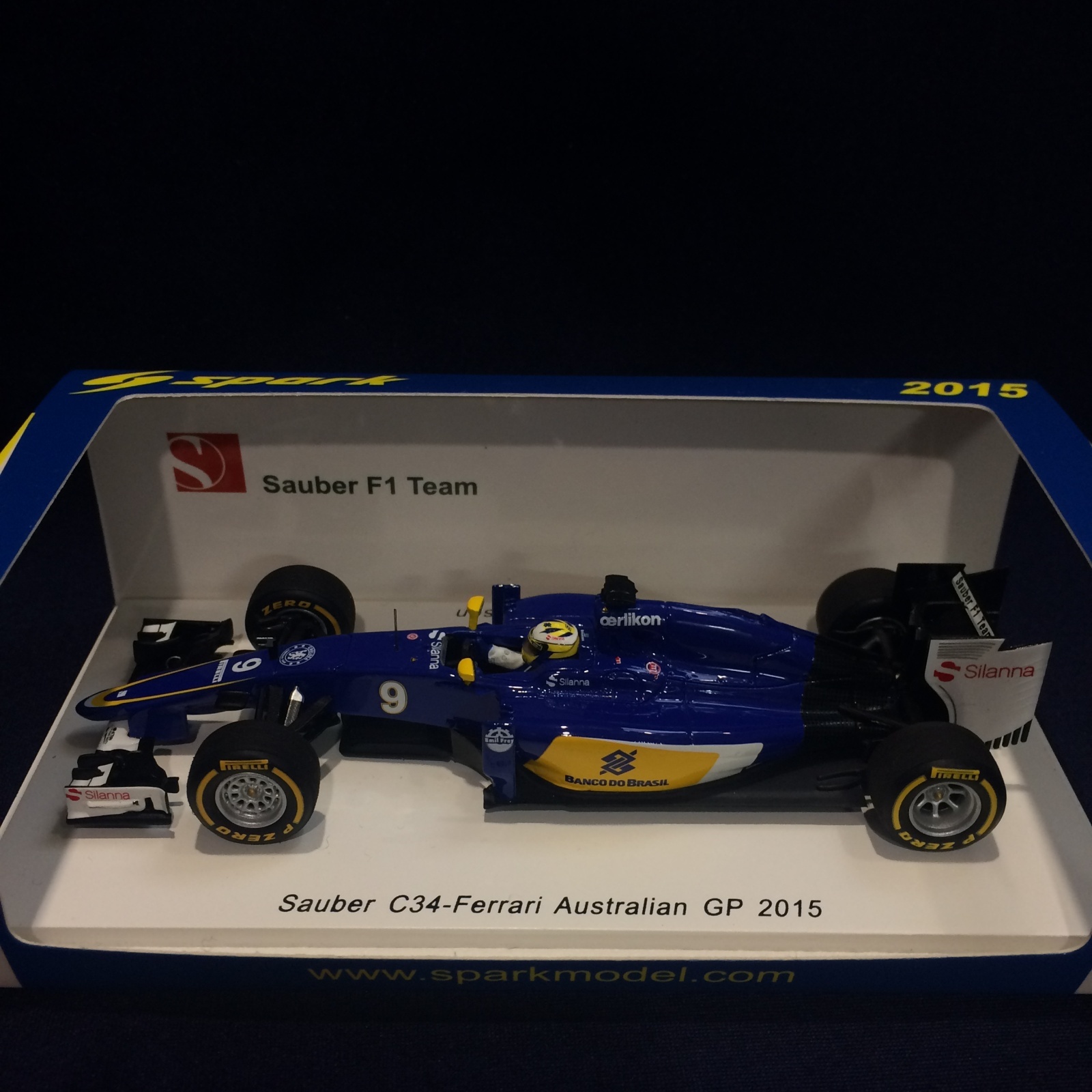 画像1: セカンドハンド品●SPARK1/43 SAUBER FERRARI C34 AUSTRALIAN GP 2015 （M.エリクソン）#9