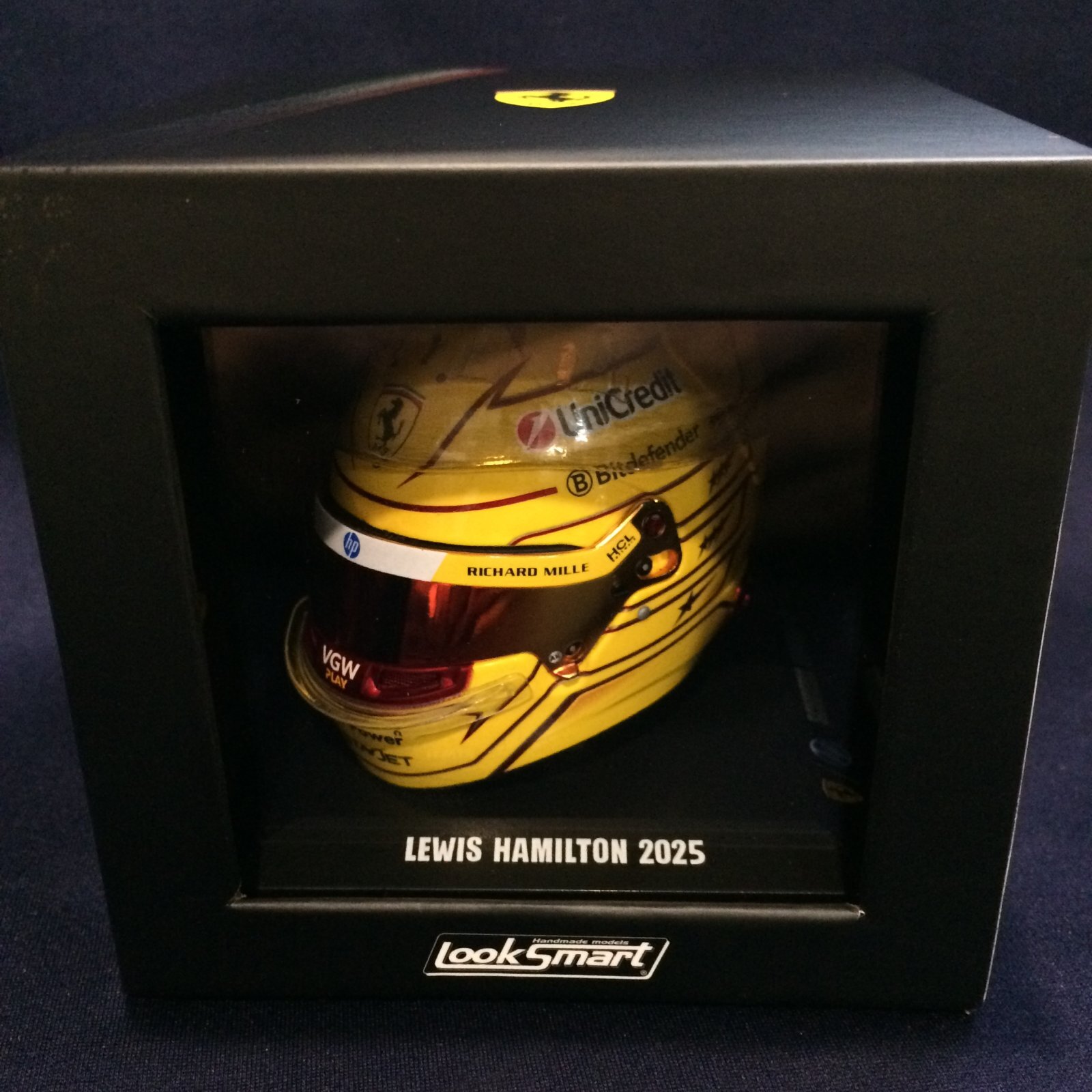 画像: 新品正規入荷品●LOOKSMART 1/5 FERRARI F1  (L.ハミルトン）2025 ミニヘルメット
