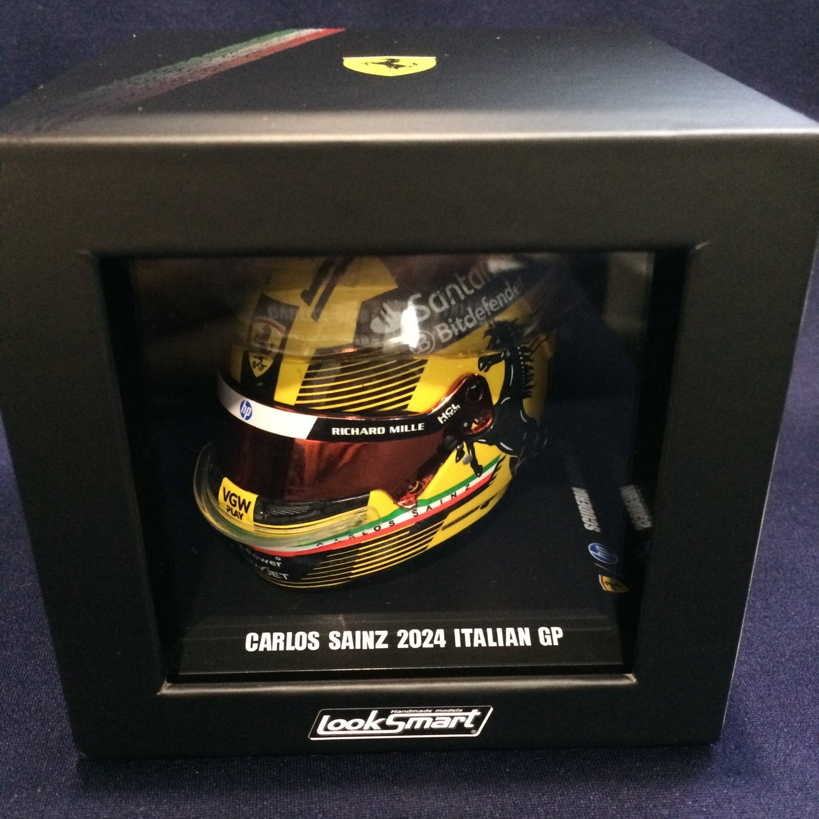 画像: 新品正規入荷品●LOOKSMART 1/5 FERRARI F1 ITALIAN GP 2024 (C.サインツ）ミニヘルメット