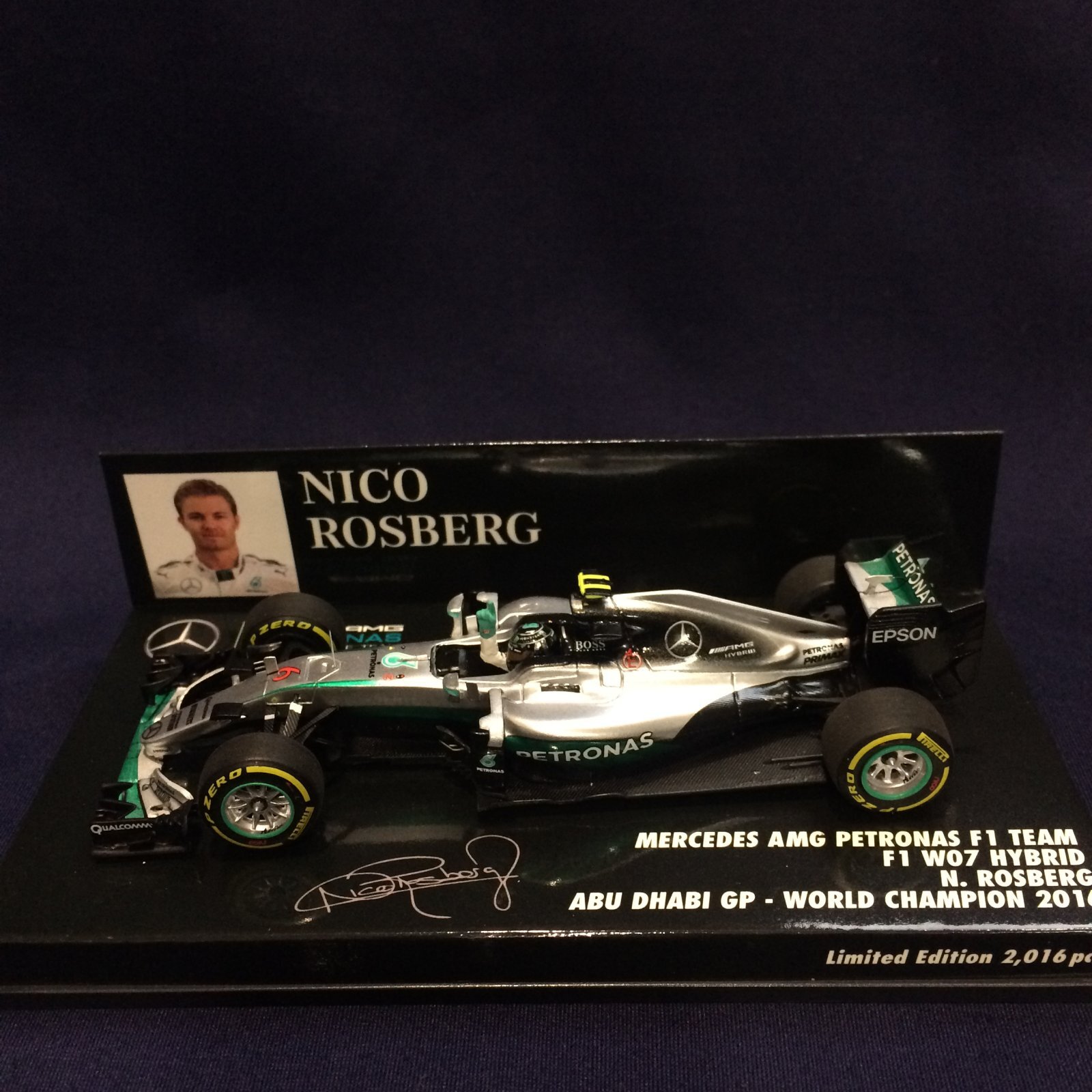 画像1: セカンドハンド品●PMA1/43 MERCEDES AMG PETRONAS W07 WORLD CHAMPION 2016 ABU DHABI GP (N.ロズベルグ）#6