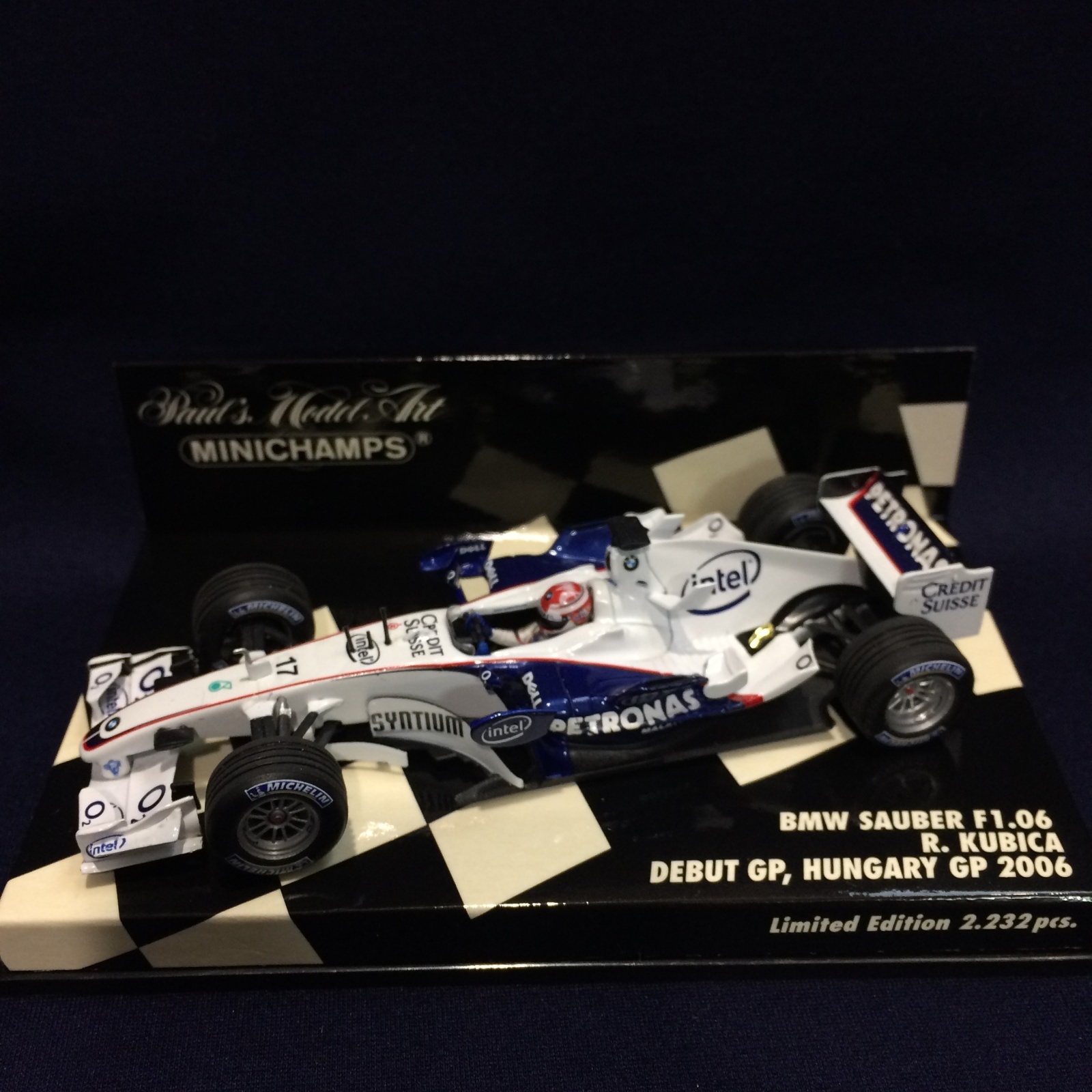画像1: セカンドハンド品●PMA1/43 BMW SAUBER F1.06 DEBUT GP HUNGARY GP 2006 (R.クビサ）#17