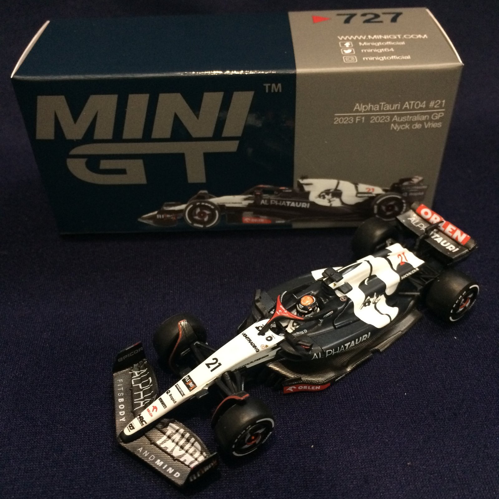 画像1: 新品正規入荷品●TSMMODEL 1/64 ALPHA TAURI AT04 AUSTRALIAN GP 2023 (N.デフリース）#21