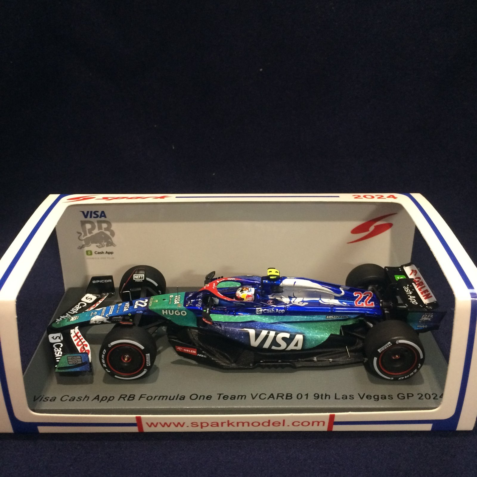 画像1: 新品正規入荷品●SPARK 1/43 VISA CASH APP RB F1 VCARB01 9th LAS VEGAS GP 2024 (角田裕毅）#22