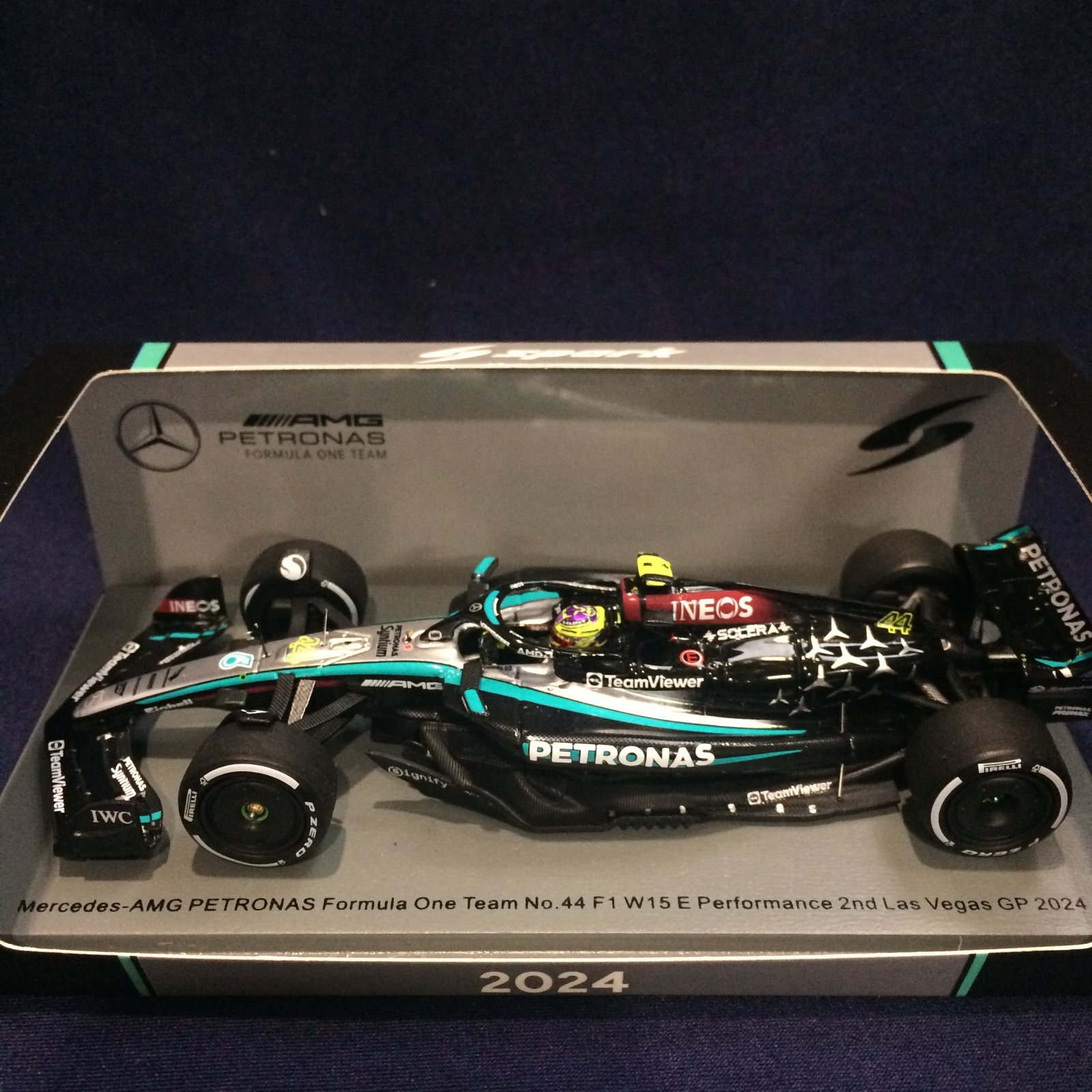 画像1: 新品正規入荷品●SPARK 1/43 MERCEDES-AMG PETRONAS F1 W15 2nd LAS VAGAS GP 2024 (L.ハミルトン）#44