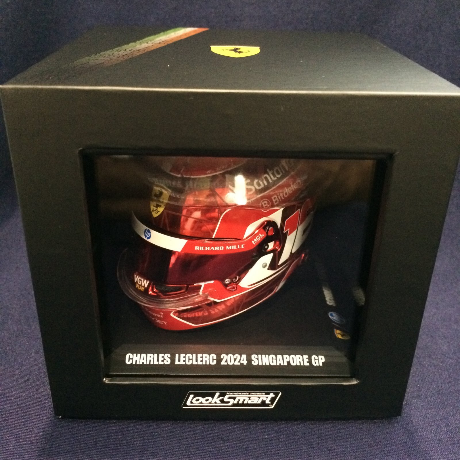 画像: 新品正規入荷品●LOOKSMART 1/5 FERRARI F1 SINGAPORE GP 2024 (C.ルクレール）ミニヘルメット