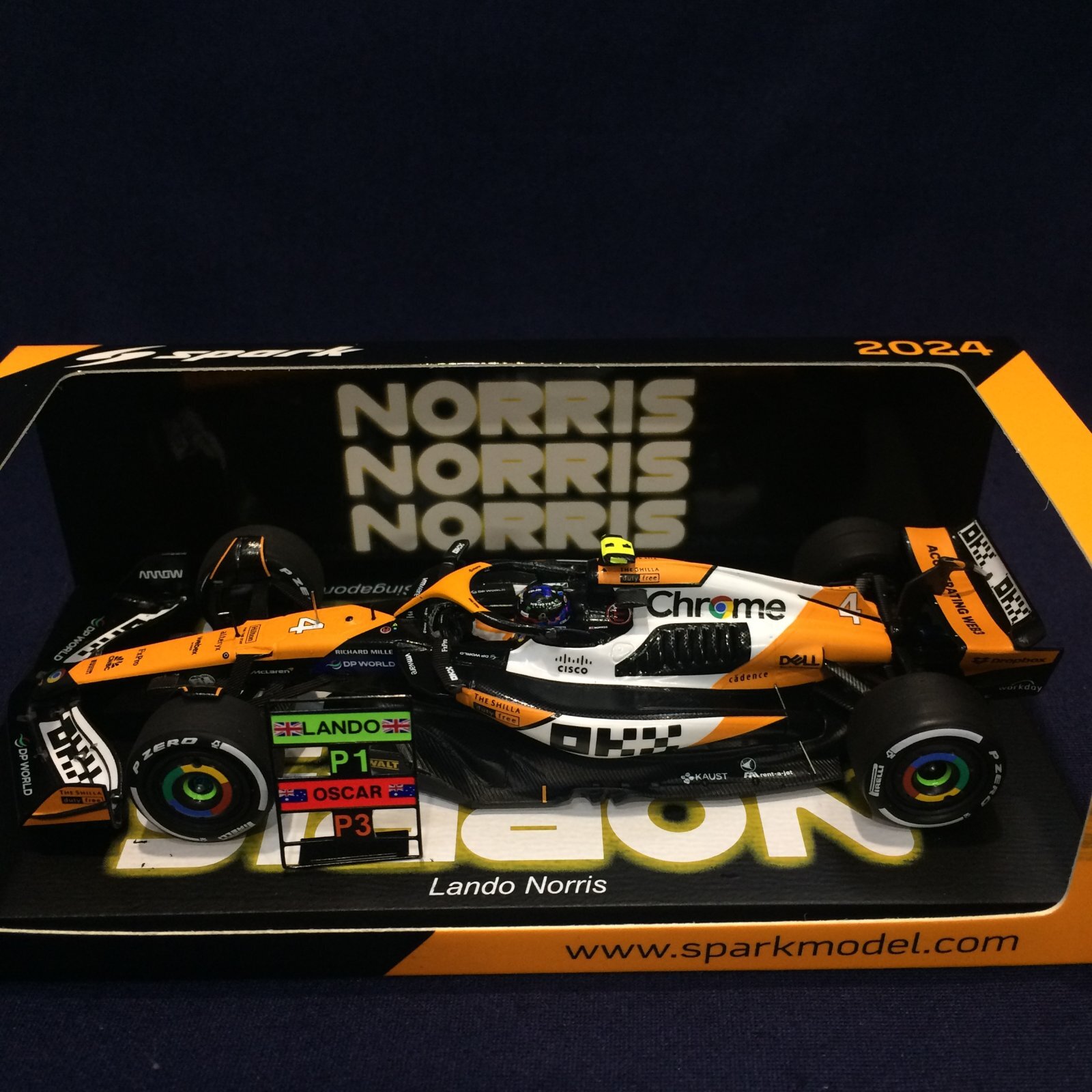 新品正規入荷品○SPARK 1/43 McLAREN MCL38 WINNER SINGAPORE GP