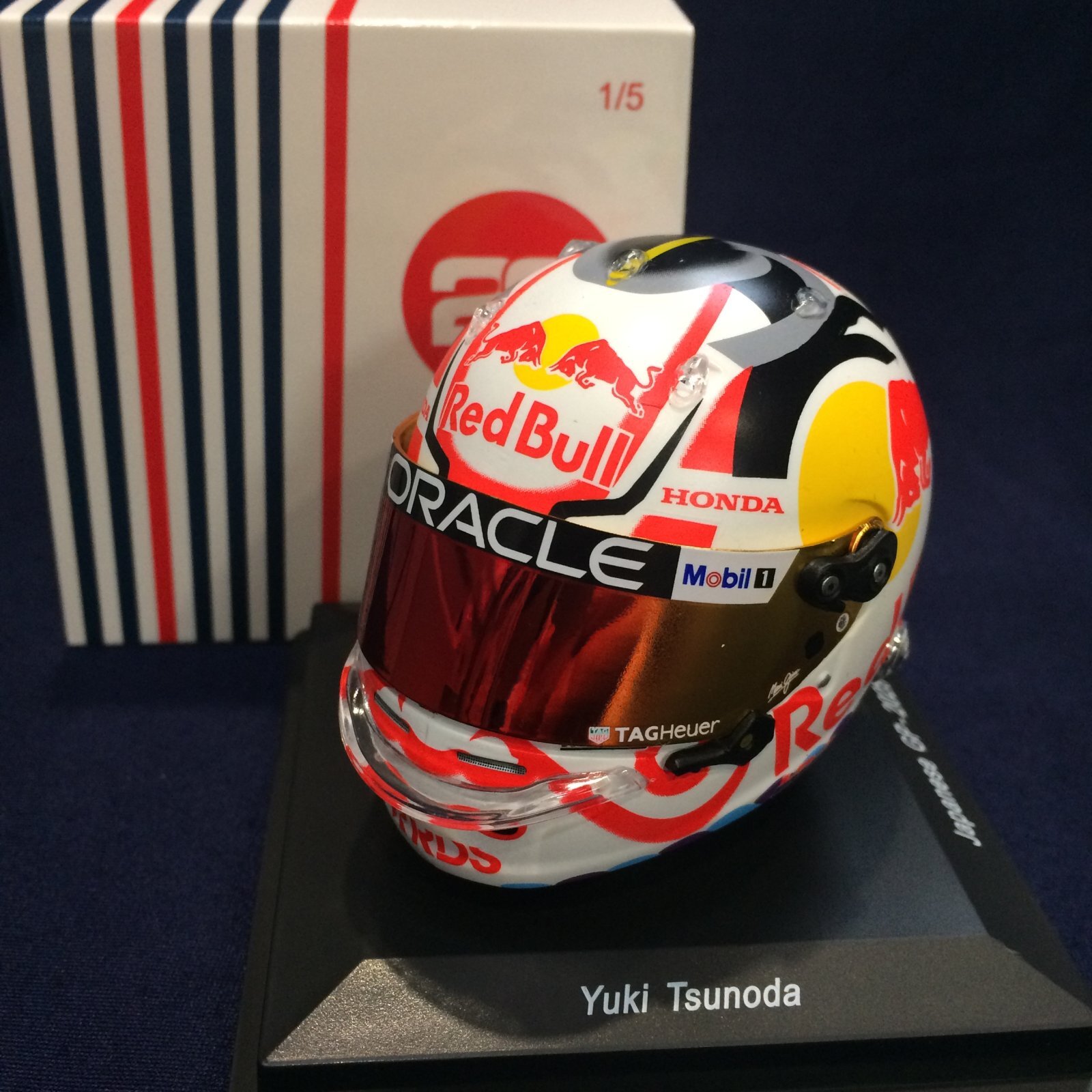 画像1: 新品正規入荷品●SPARK1/5 RED BULL F1 JAPANESE GP 2025 (角田裕毅）ミニヘルメット